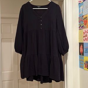 Blackish navy linen dress